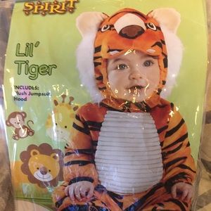 Lil tiger infant costume size 9-12 months